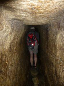 Wanderung durch den wasserführenden Hiskijatunnel