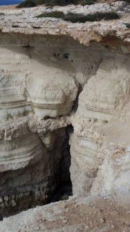 Die Sea Caves - faszinierende Felsformationen an der Westküste Zyperns. Allein sie sind schon eine Reise wert.