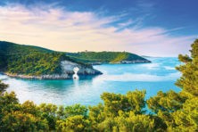Apulien - eine authentische Region im wechselvollen maritimen Licht- und Farbenspiel